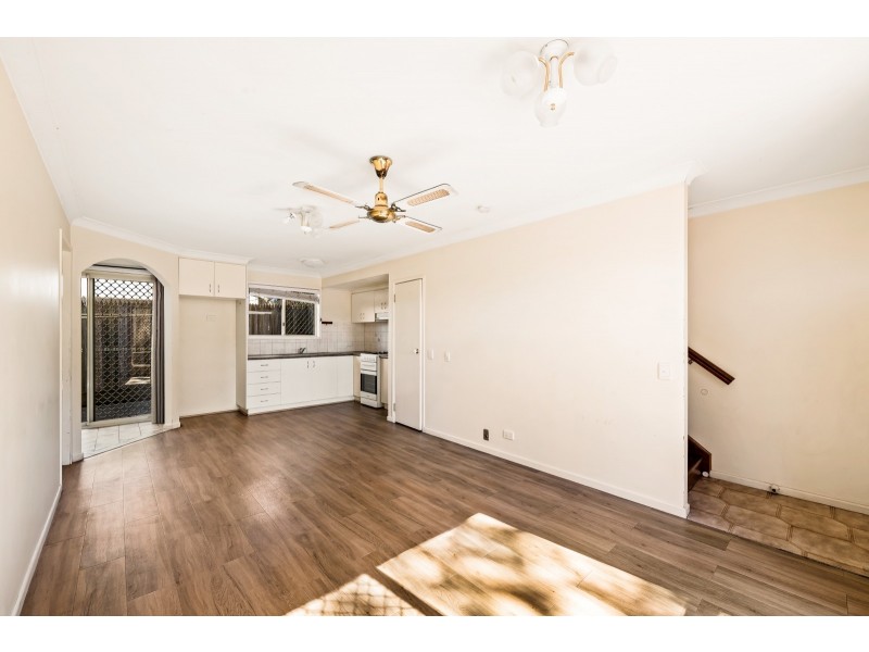 4/33 Helen Street, Newtown QLD 4350