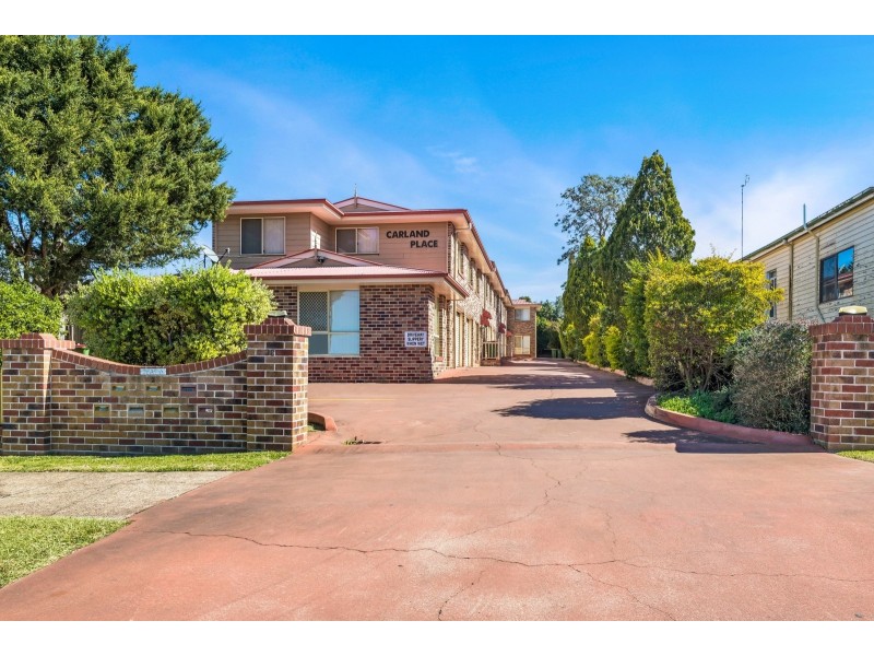 4/33 Helen Street, Newtown QLD 4350