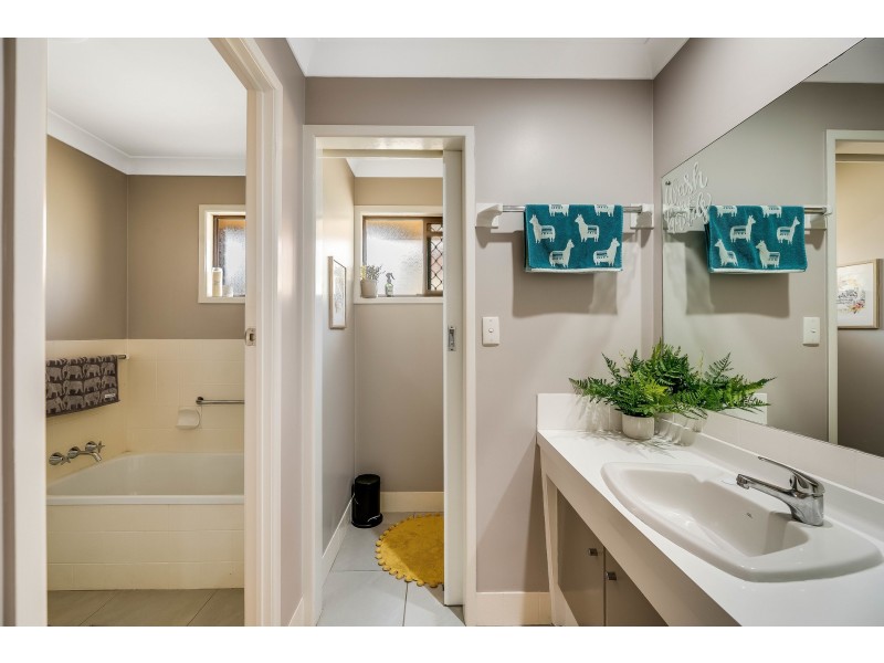 511 Greenwattle Street, Glenvale QLD 4350