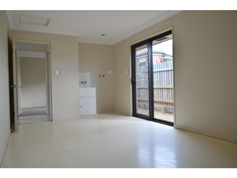 1/7 Amity Court, Harristown QLD 4350