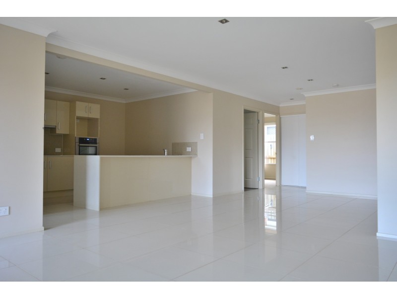 1/7 Amity Court, Harristown QLD 4350