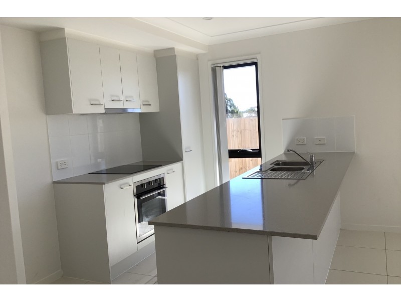 1/27 Harrow Street, Cambooya QLD 4358