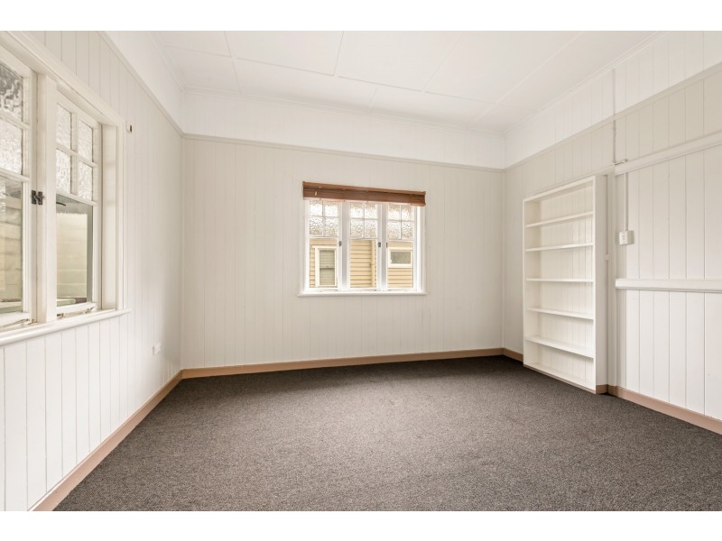 7 Charlotte Street, Newtown QLD 4350