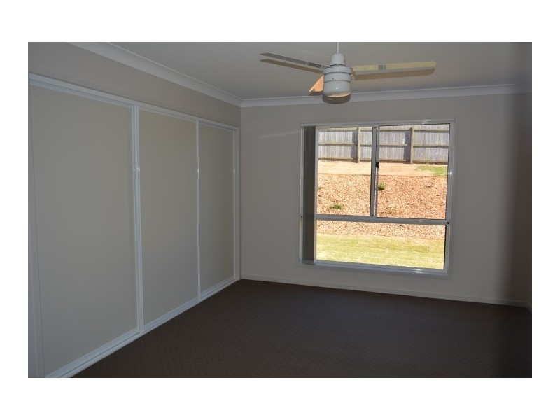 2/4a Sophia Crescent, Cotswold Hills QLD 4350