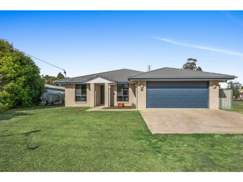 58 Geraghty Street, Cecil Plains QLD 4407