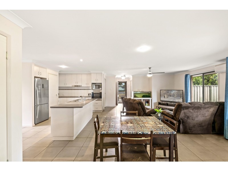 58 Geraghty Street, Cecil Plains QLD 4407