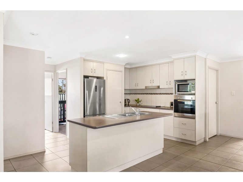 58 Geraghty Street, Cecil Plains QLD 4407