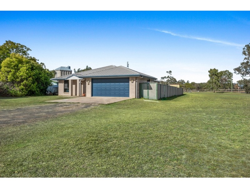 58 Geraghty Street, Cecil Plains QLD 4407
