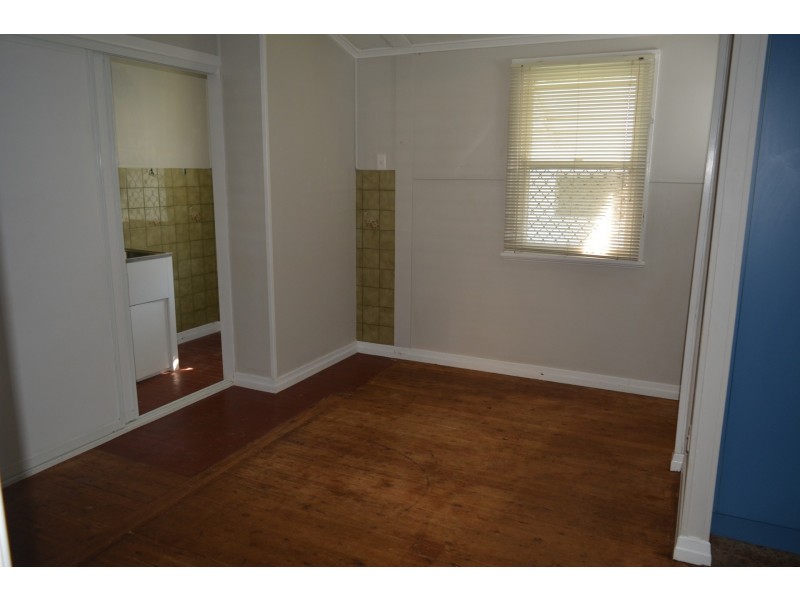 3a Chamberlain Street, North Toowoomba QLD 4350