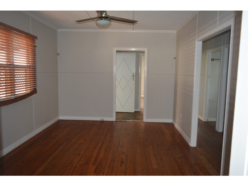3a Chamberlain Street, North Toowoomba QLD 4350