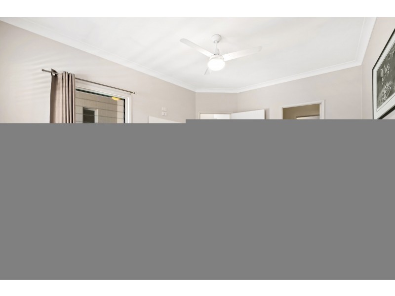 2/38 Victory Street, Newtown QLD 4350