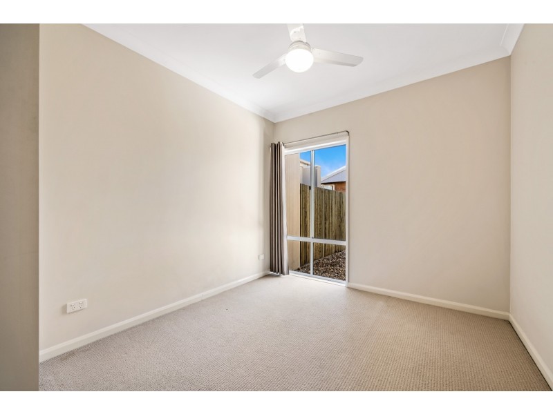 2/38 Victory Street, Newtown QLD 4350