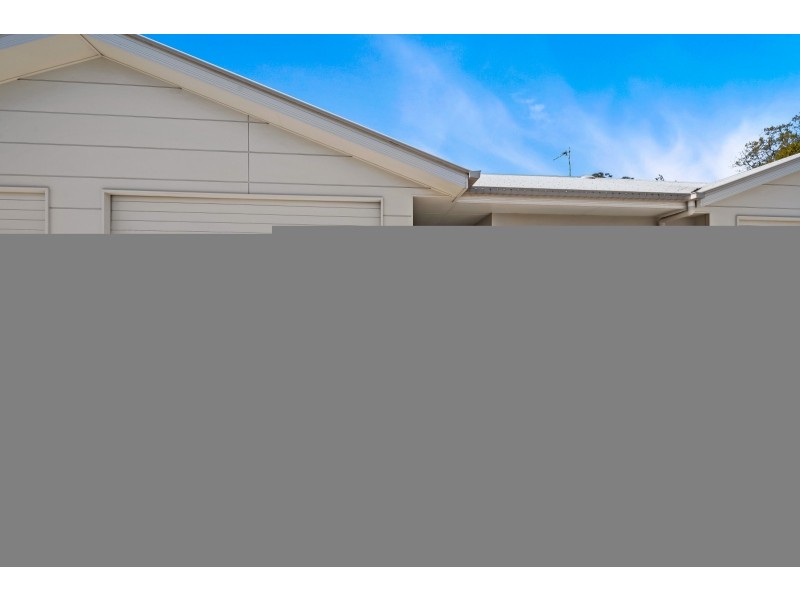 2/38 Victory Street, Newtown QLD 4350