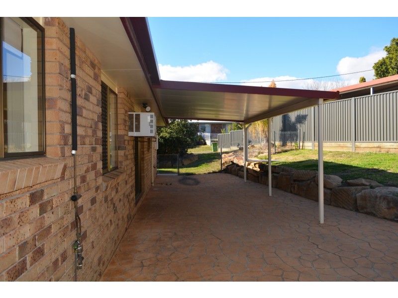 20 Smart Drive, Darling Heights QLD 4350