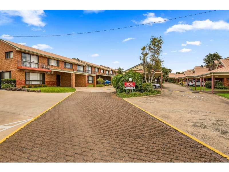 16/367 Margaret Street, Newtown QLD 4350