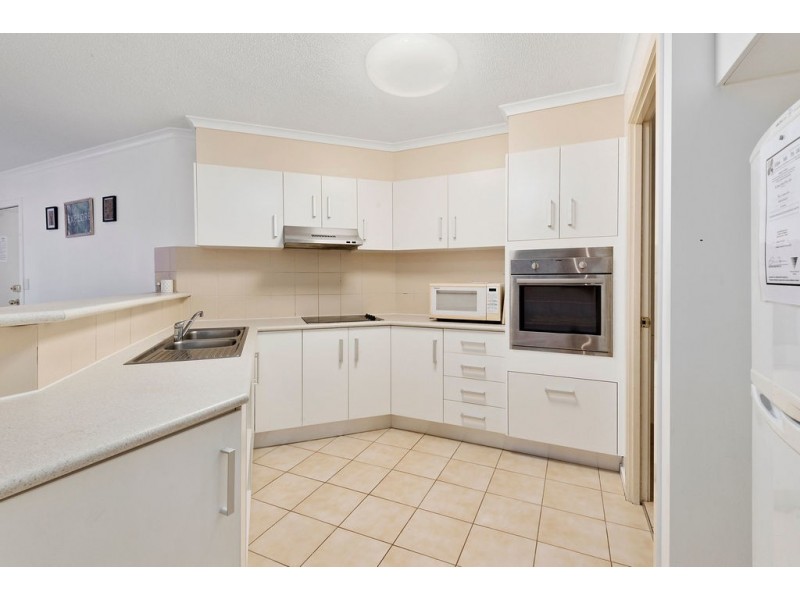 16/367 Margaret Street, Newtown QLD 4350