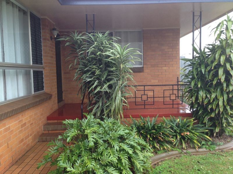 11 Raelyn Street, Centenary Heights QLD 4350