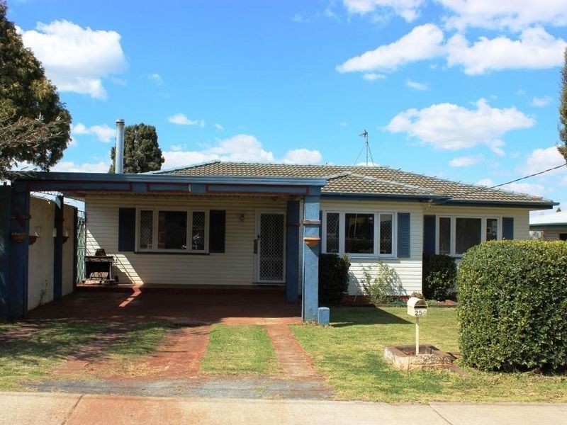 254 Tor Street, Rockville QLD 4350