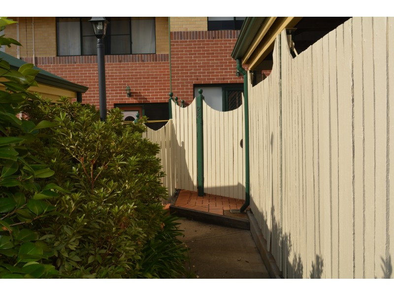 23/77 Lindsay Street, East Toowoomba QLD 4350