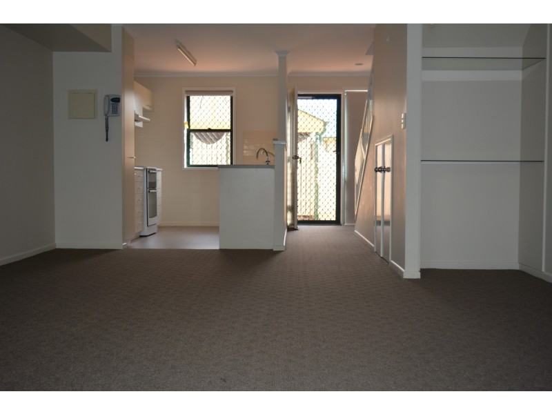 23/77 Lindsay Street, East Toowoomba QLD 4350