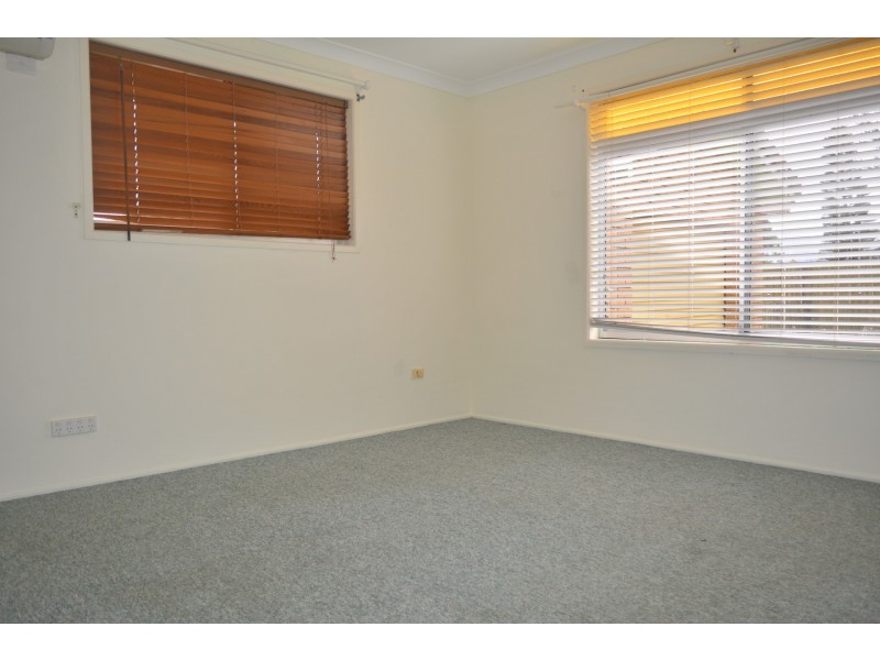 5 Camellia Court, Darling Heights QLD 4350