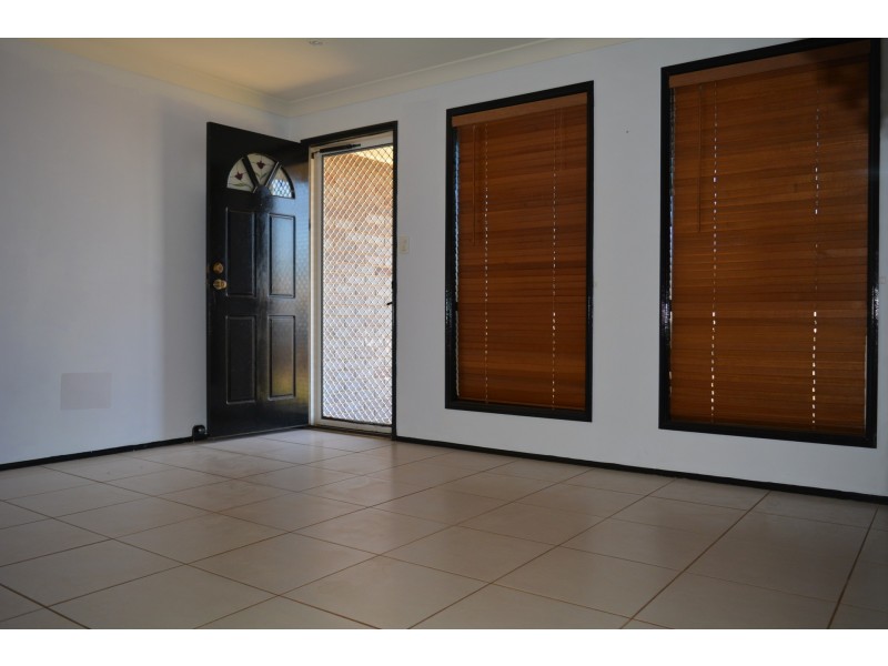 10 Evergreen Court, Glenvale QLD 4350