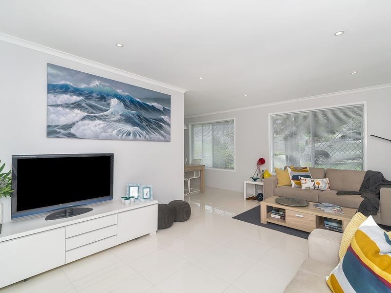 4 Katherine Street, North Toowoomba QLD 4350