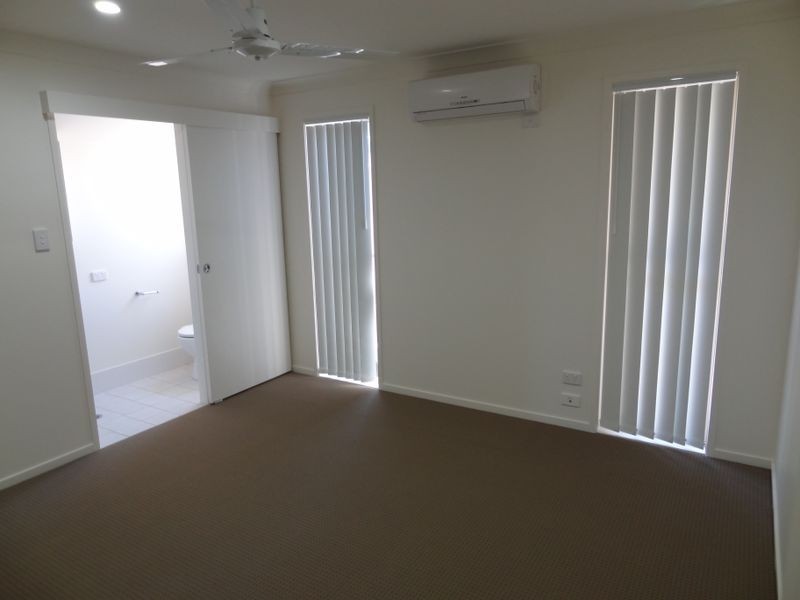 8/98 Main Street, Westbrook QLD 4350