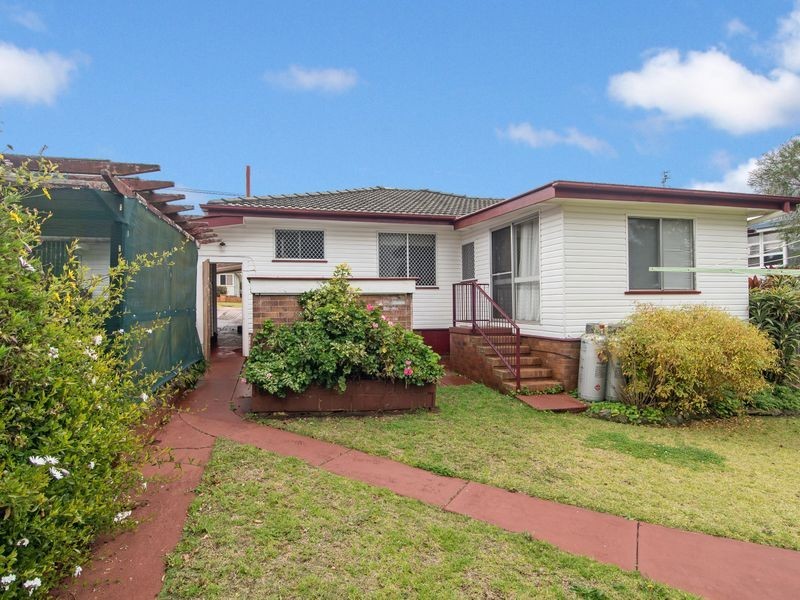 6 Corser Street, Toowoomba QLD 4350