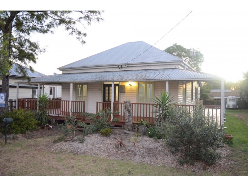 15 Edward Street, East Toowoomba QLD 4350