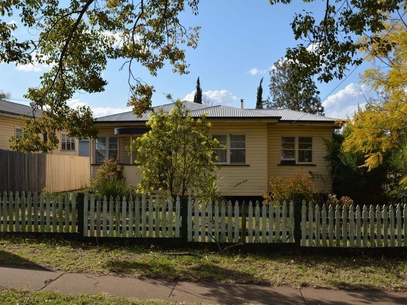 97A James Street, East Toowoomba QLD 4350