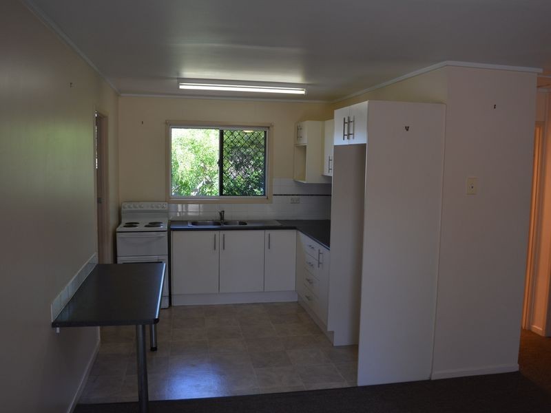 3/2 Faith Street, Centenary Heights QLD 4350