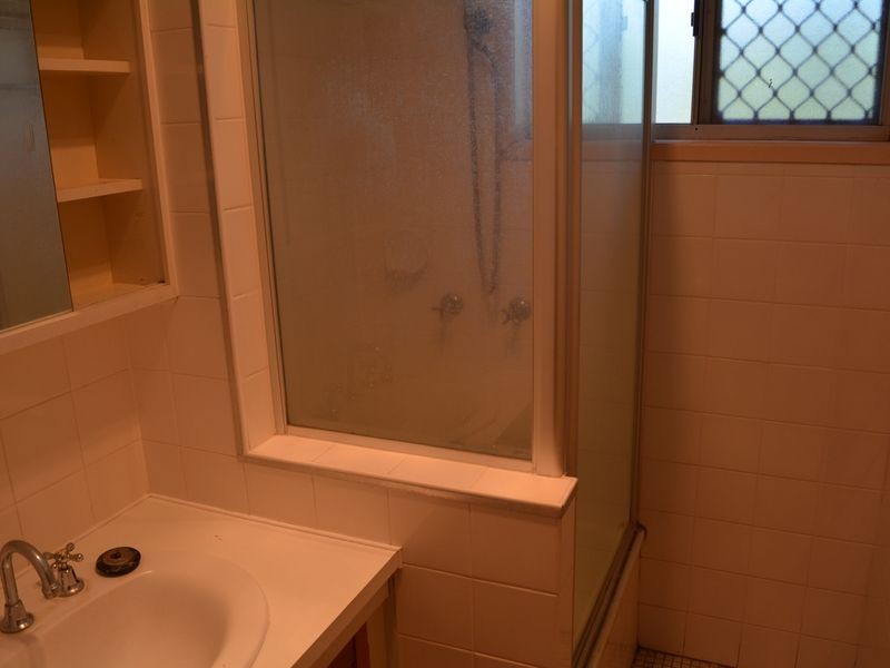 3/2 Faith Street, Centenary Heights QLD 4350