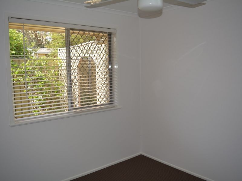 2/255 Alderley Street, Centenary Heights QLD 4350