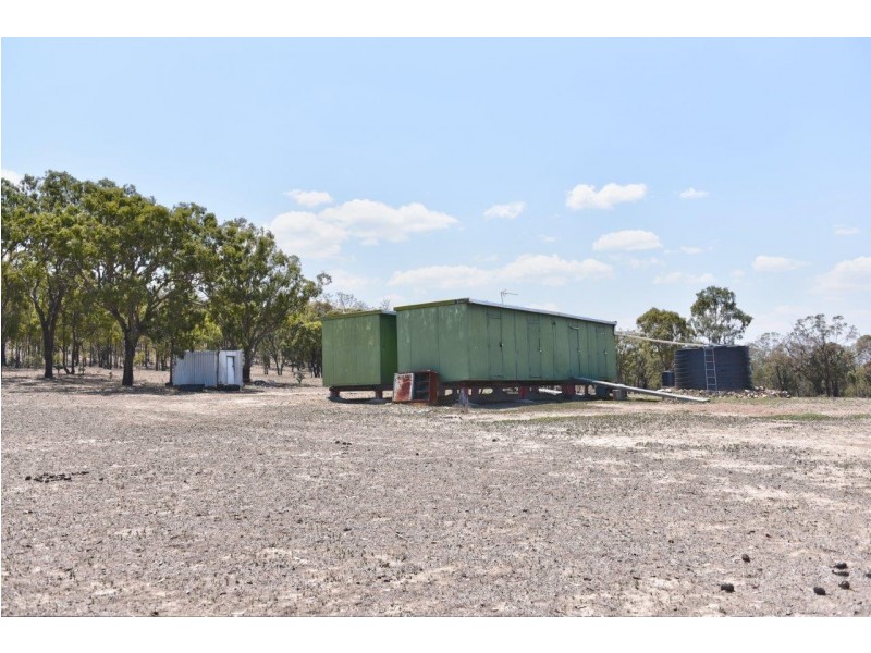 2352 Leyburn Cunningham Road, Pratten QLD 4370