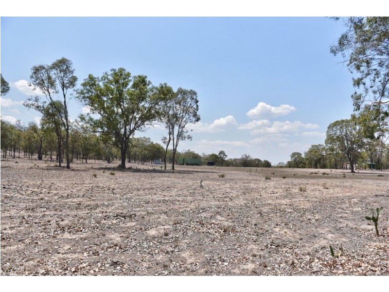 2352 Leyburn Cunningham Road, Pratten QLD 4370
