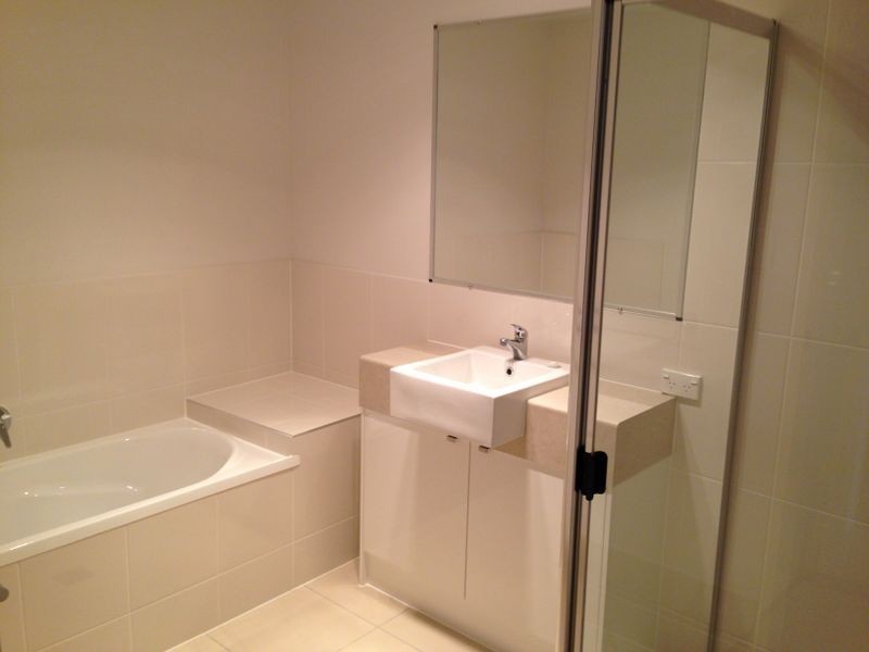 1/11 Carlin Street, Glenvale QLD 4350