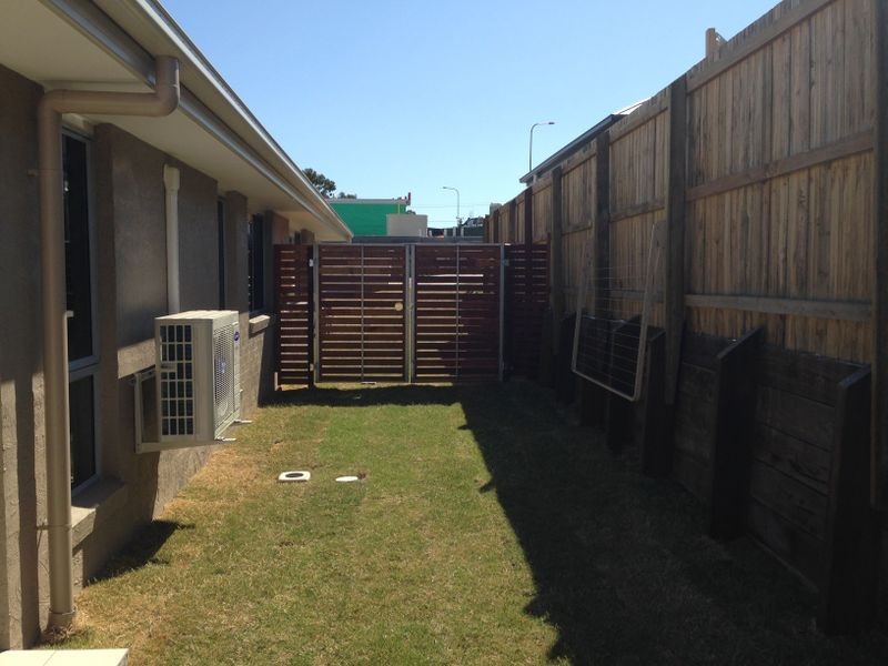 1/11 Carlin Street, Glenvale QLD 4350