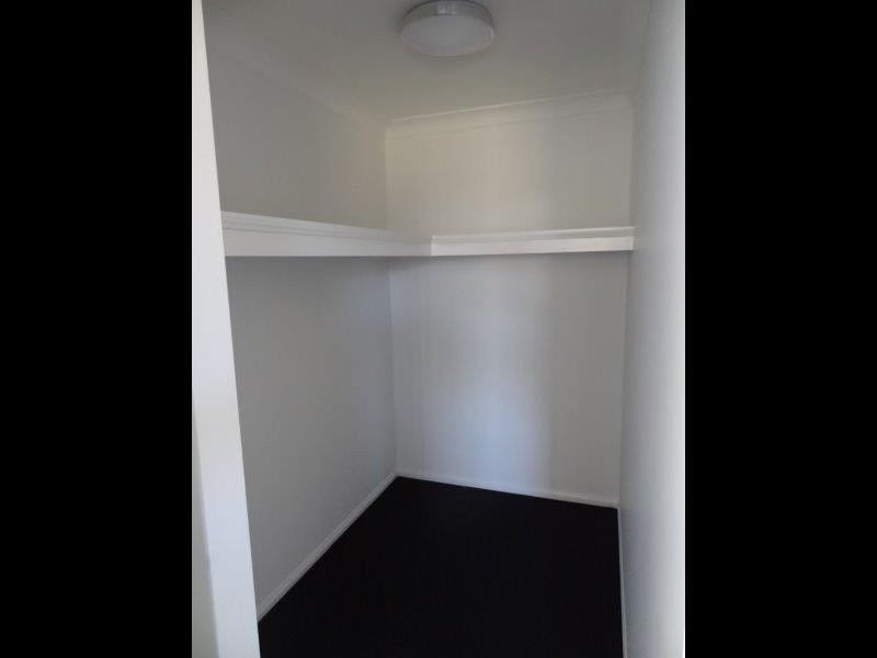 11 McIntosh Street, Westbrook QLD 4350