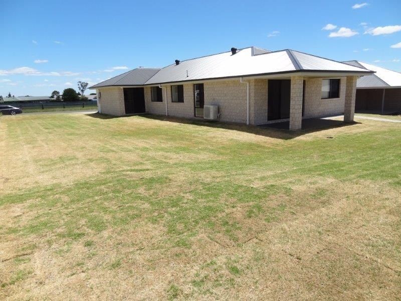 11 McIntosh Street, Westbrook QLD 4350