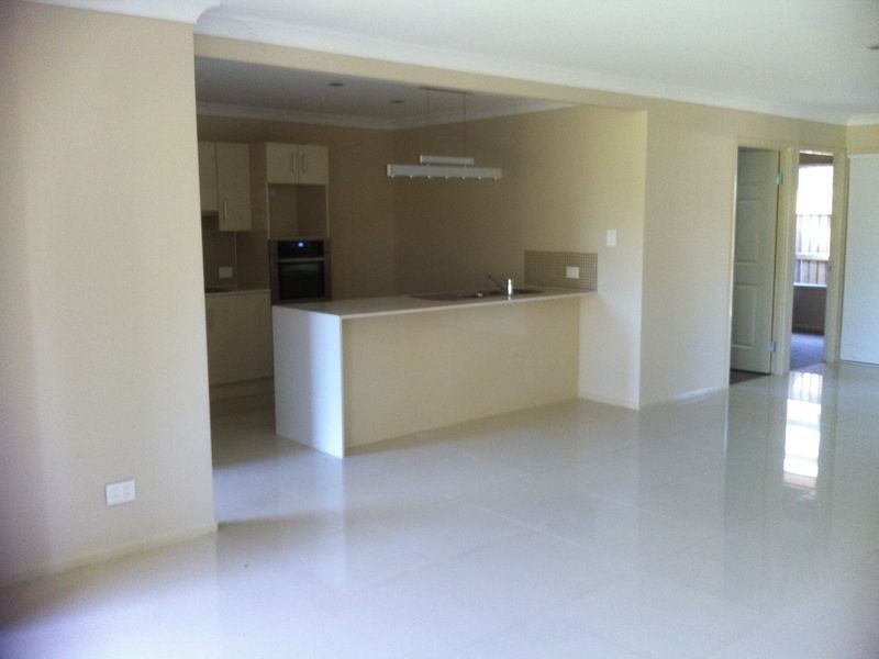 1/7 Amity Court, Glenvale QLD 4350