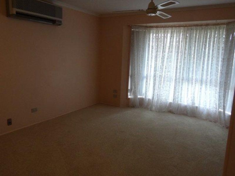 32 Riethmuller Street, Kearneys Spring QLD 4350