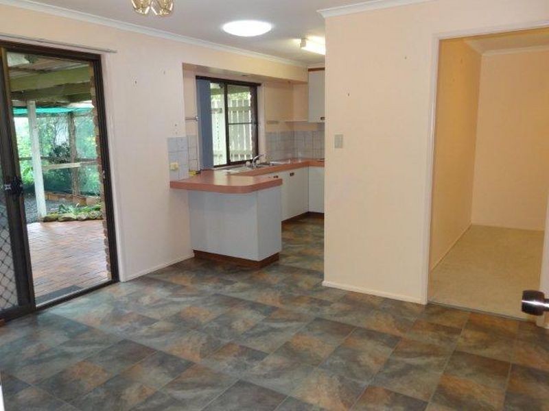 32 Riethmuller Street, Kearneys Spring QLD 4350