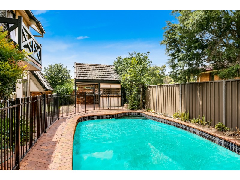 33 Wellcamp Street, Newtown QLD 4350