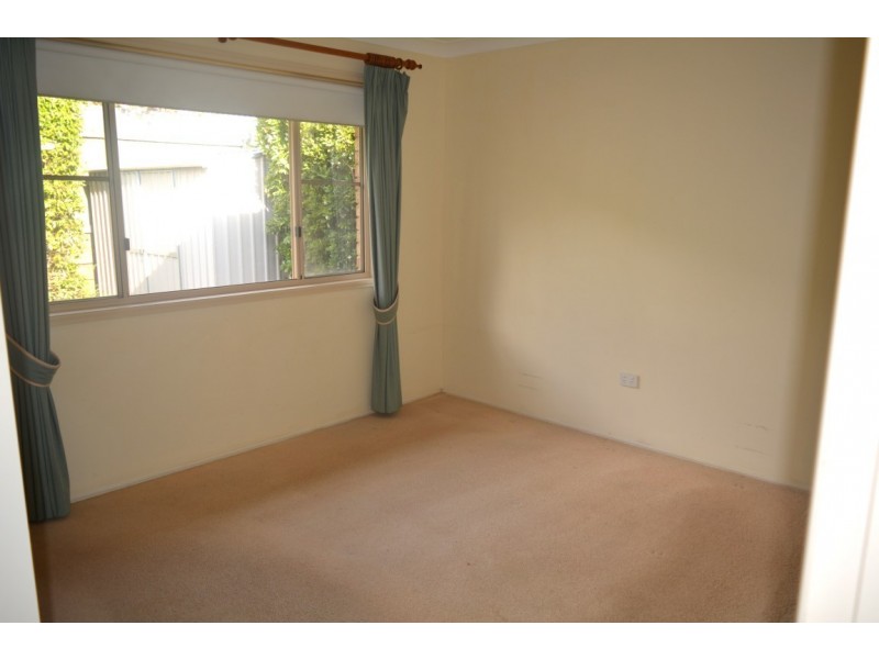 20 Paddington Court, Middle Ridge QLD 4350