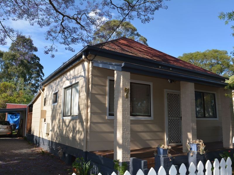 7 Delacey Street, North Toowoomba QLD 4350