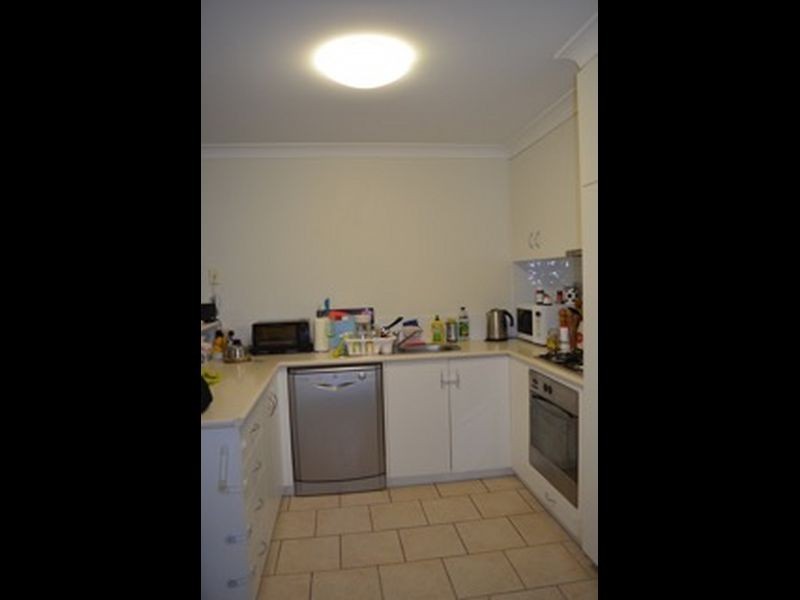 4/14 Uni Plaza Court, Kearneys Spring QLD 4350