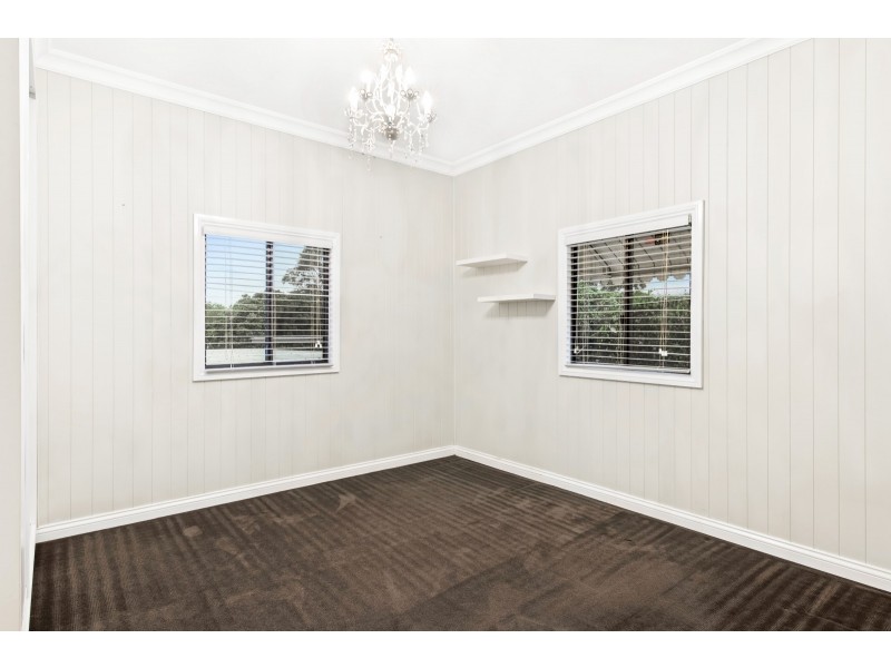 20 Ipswich Street, East Toowoomba QLD 4350