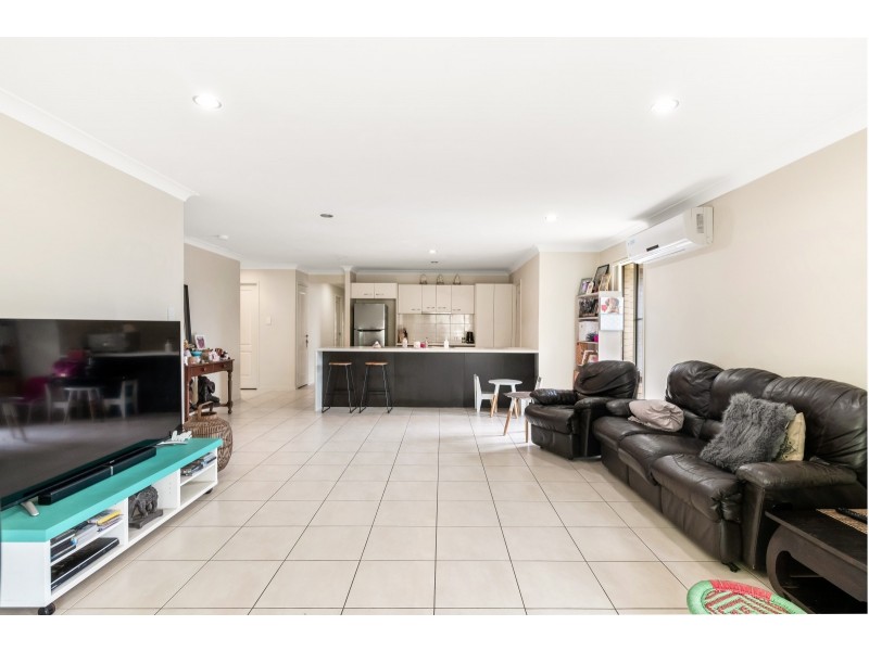 1/14 Alpine Court, Cranley QLD 4350