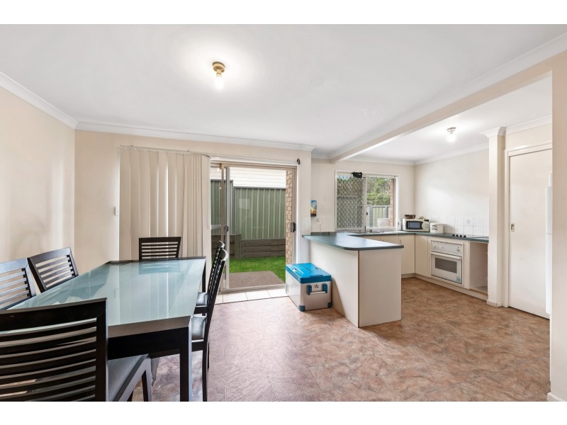 3/258 West Street, Kearneys Spring QLD 4350